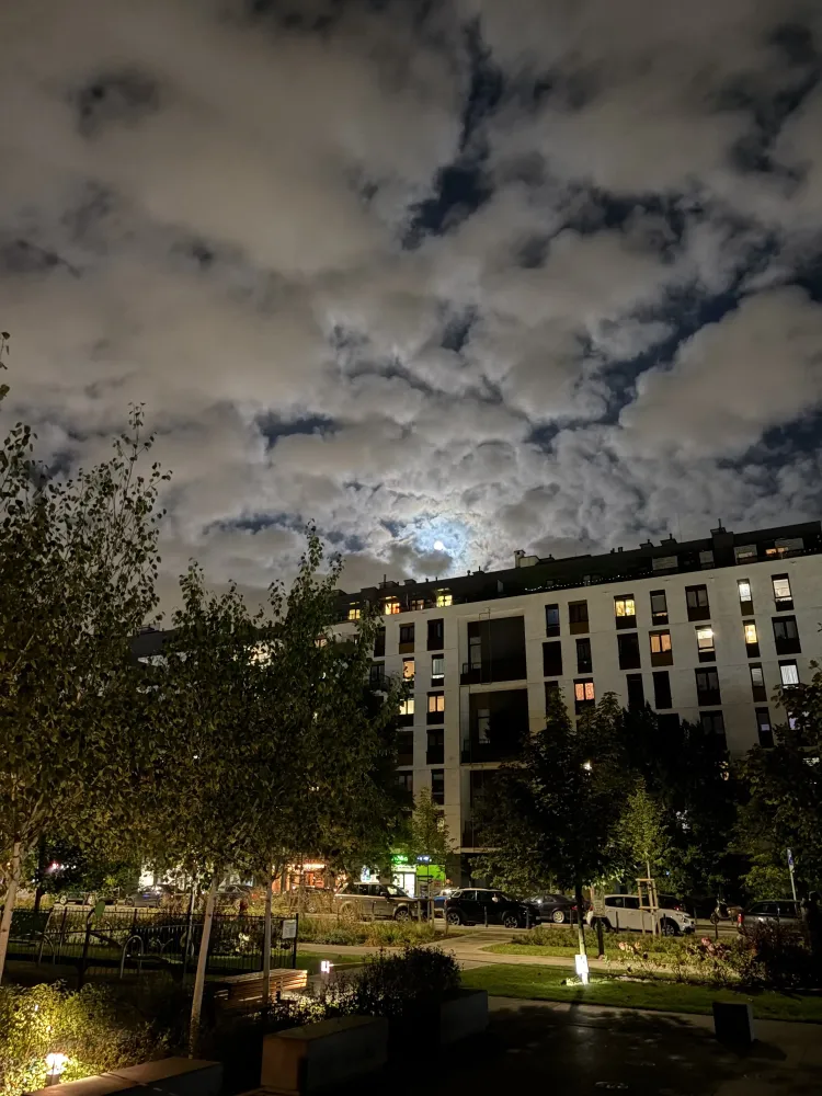 PHOTO REPORT or just a collection of beautiful shots?